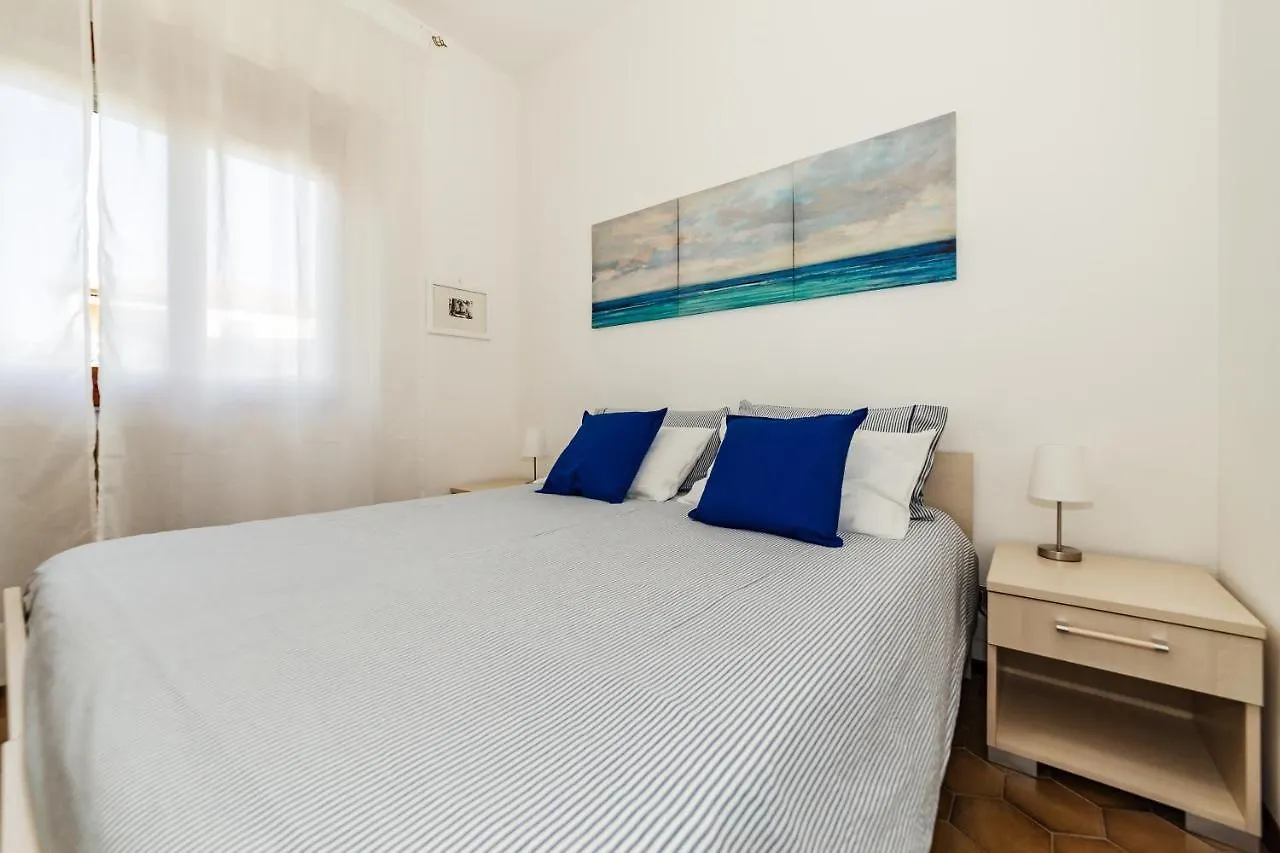 Residence Emanuel Diano Marina 0*,